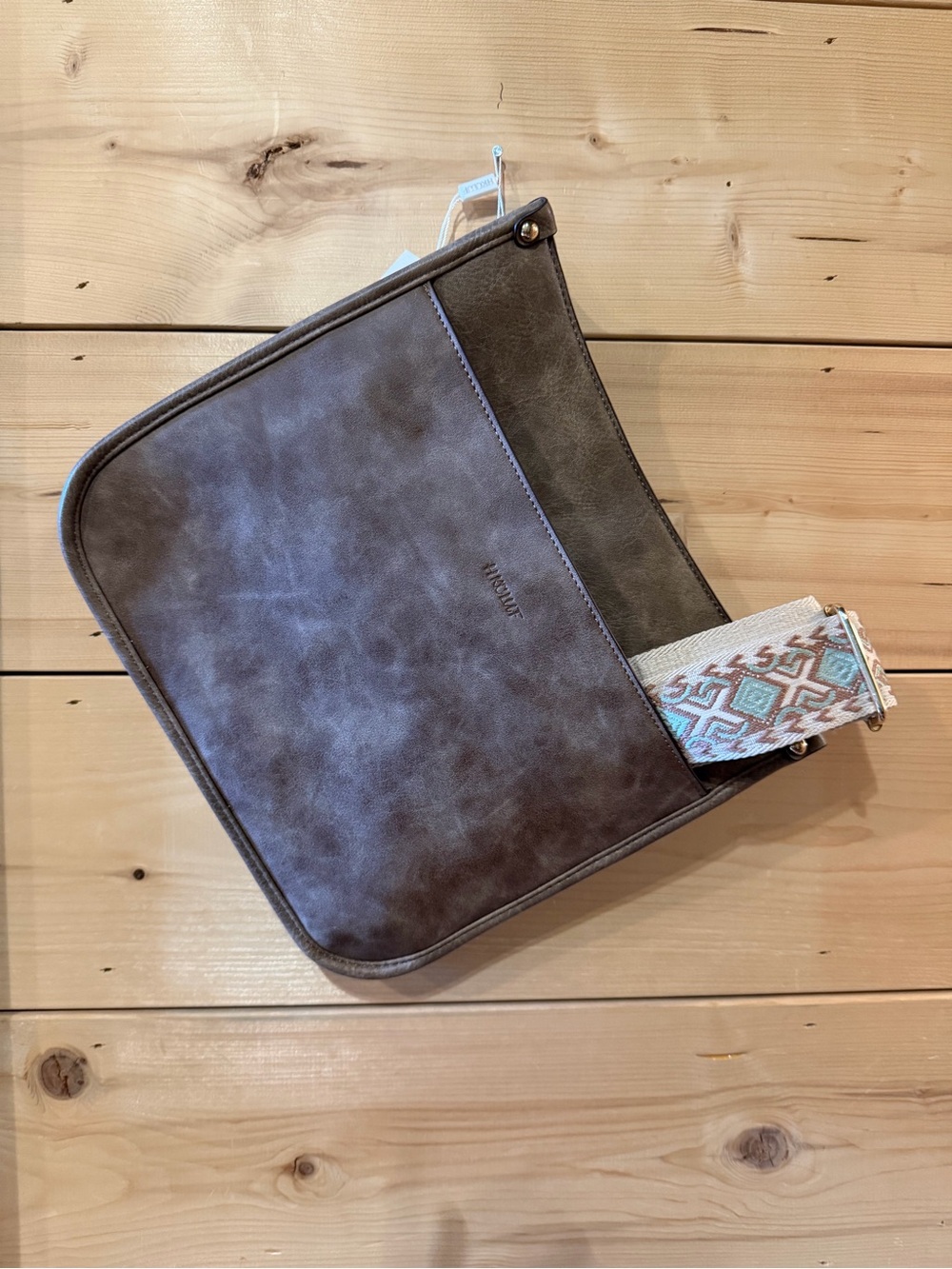 Sonluk Crossbody Bag